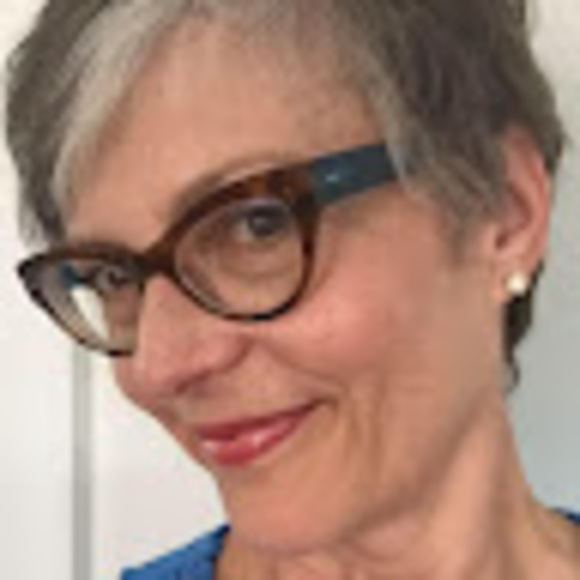 Meet your Posher, Maureen - Picture 1 of 1